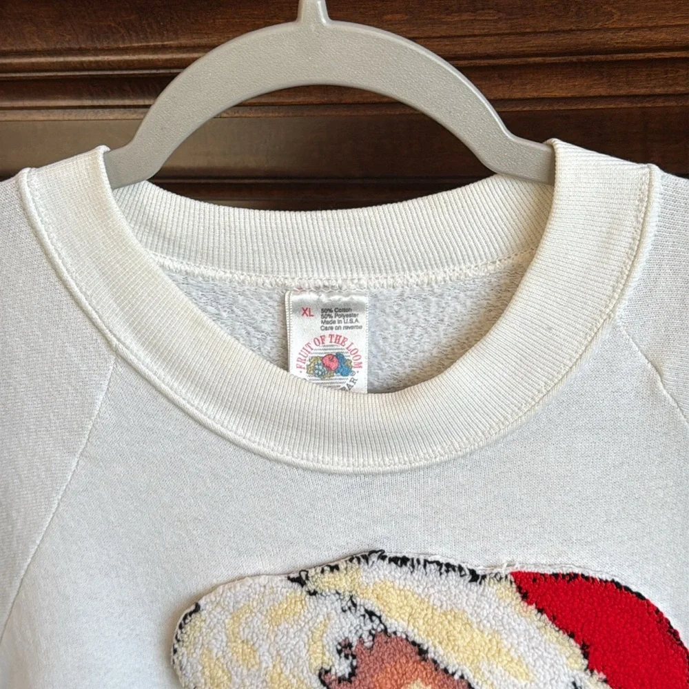 Vintage rare USA made white sweatshirt raised Santa 3D tufted rug graphic XL